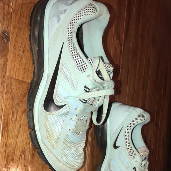 Nike Shoes - Nike air max Nike Shoes - Nike air max